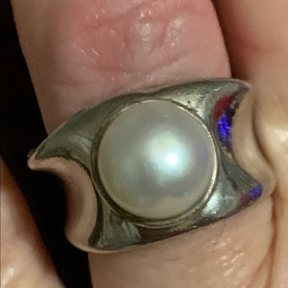 Pearl ring